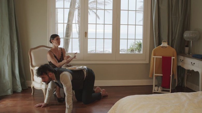 кадр из фильма The Bellboy