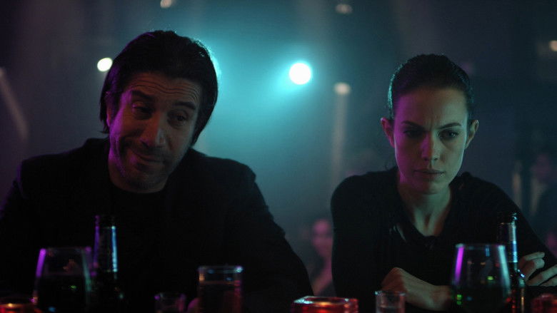 кадр из фильма Тень внутри