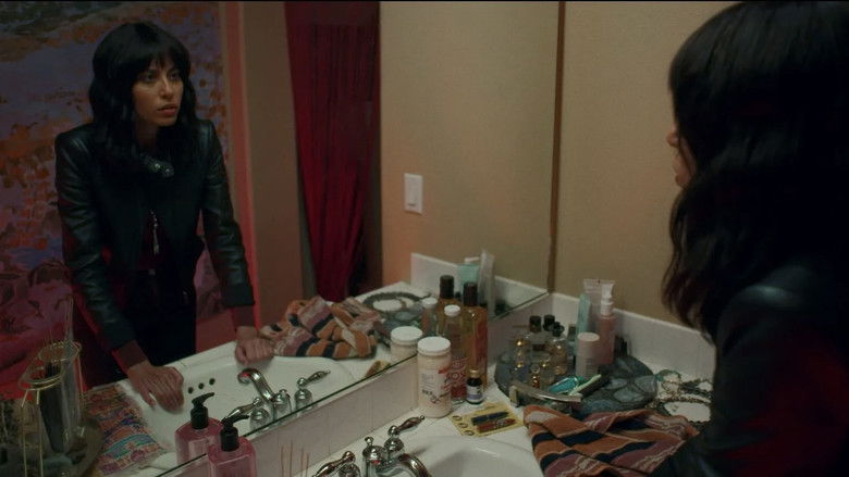 кадр из фильма Anxious.