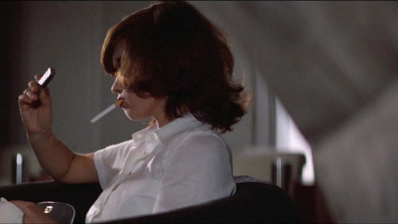 кадр из фильма 現代娼婦考 制服の下のうずき