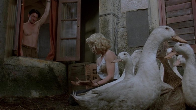 кадр из фильма Шанхайский сюрприз