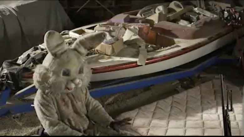 кадр из фильма The Bunnyman Massacre