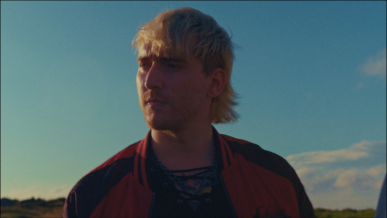 кадр из фильма Don't Let Me Down