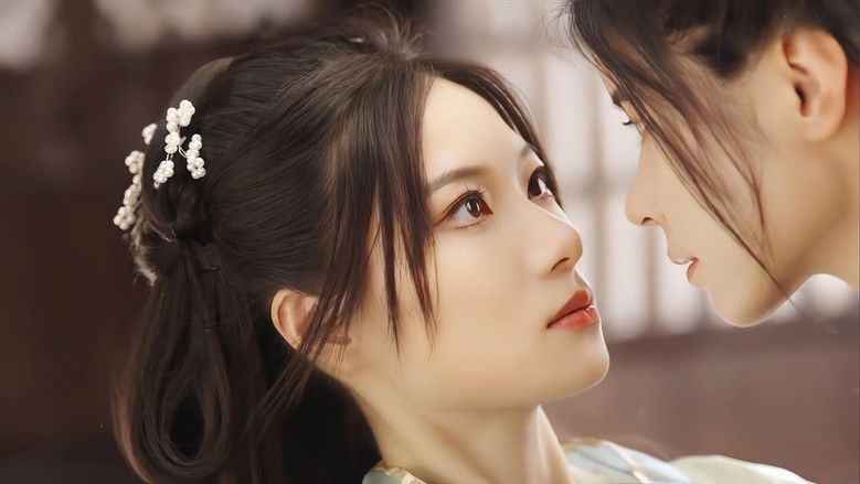 кадр из фильма Blushing Snow, Bright as Cherries