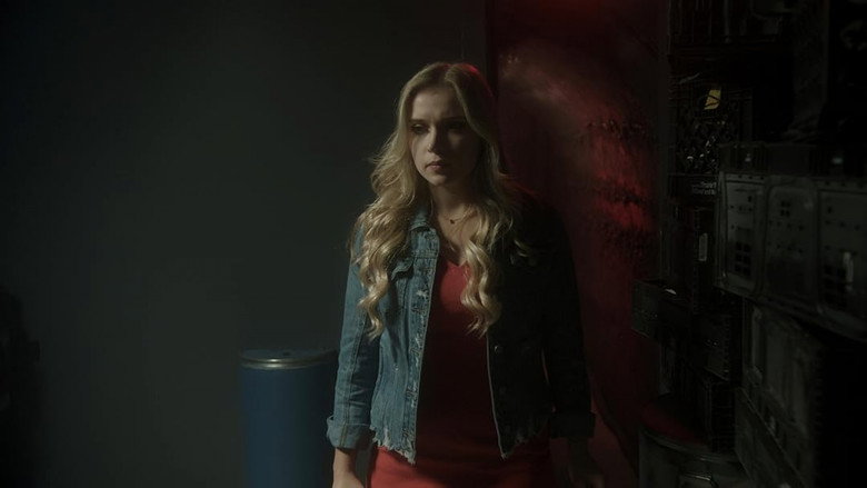 кадр из фильма The Legend of El Chupacabra