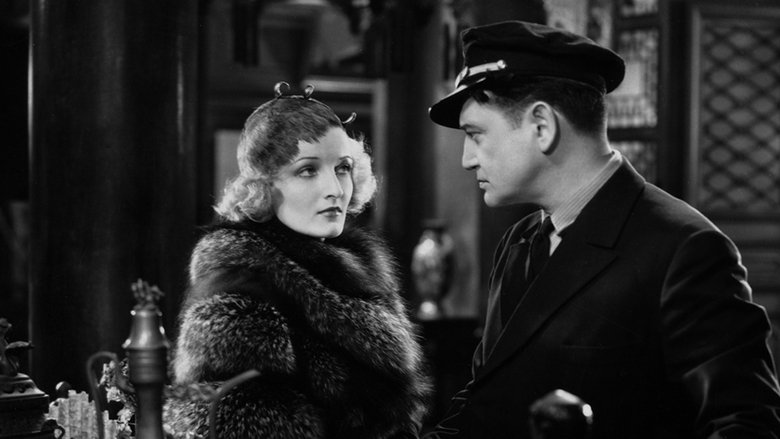 кадр из фильма Roar of the Dragon