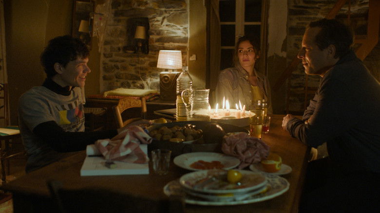 кадр из фильма Творческий отпуск