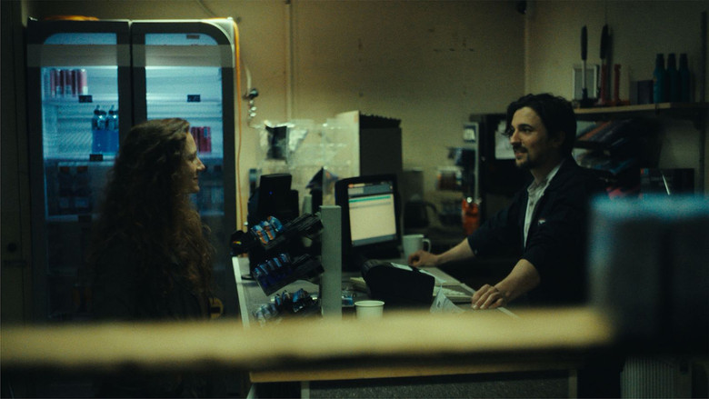 кадр из фильма Naar Waar de Lucht Blauw Kleurt