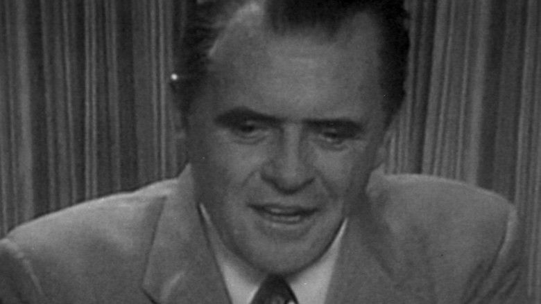 кадр из фильма Никсон