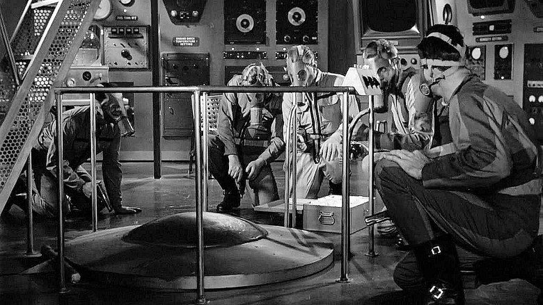 кадр из фильма Оно! Ужас из космоса