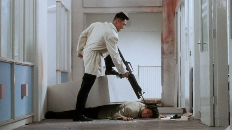 кадр из фильма Круто сваренные 2: Последняя кровь