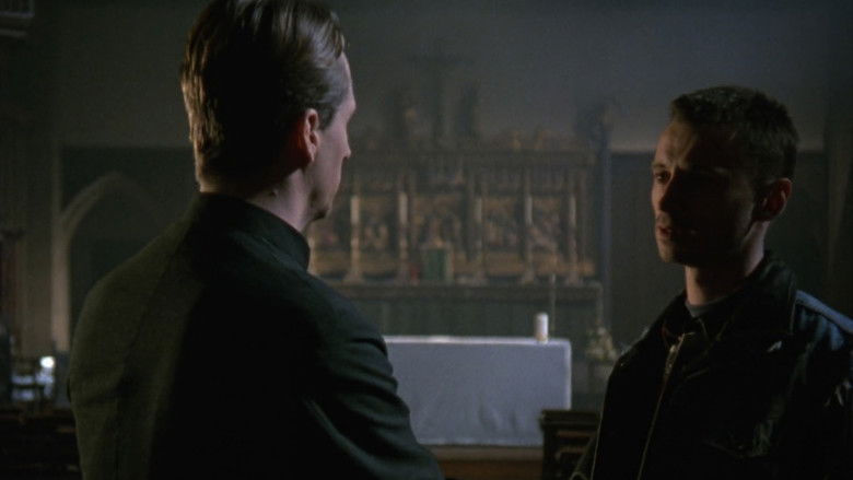 кадр из фильма Священник