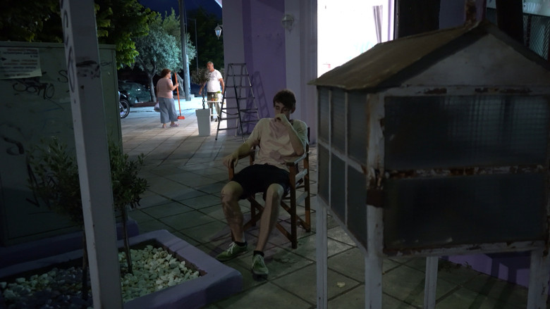 кадр из фильма Ψάχνοντας τους Γατανθρώπους