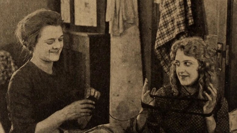 кадр из фильма A Jewel in Pawn