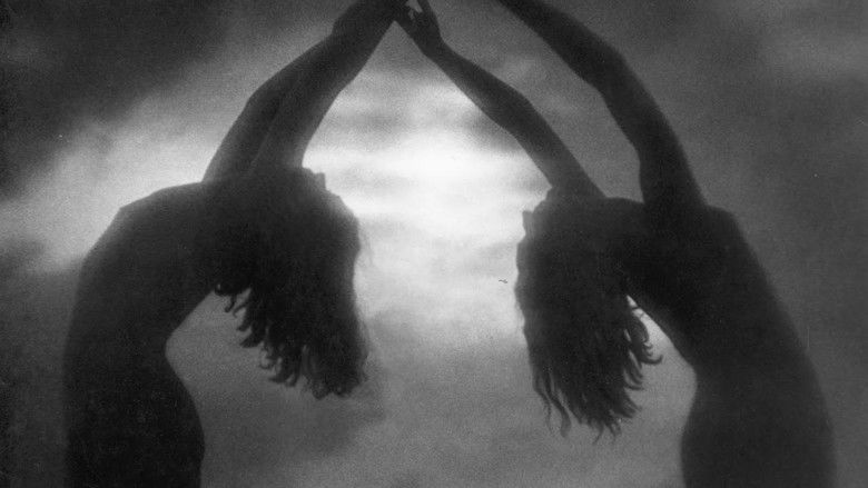 кадр из фильма Олимпия