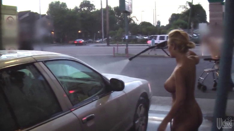 кадр из фильма SOS: Sex on the Streets