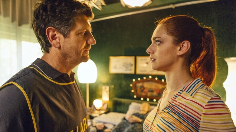 кадр из фильма Спрячь бабушку в холодильнике