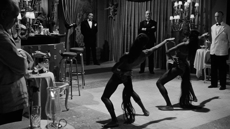 кадр из фильма Ночи Кабирии