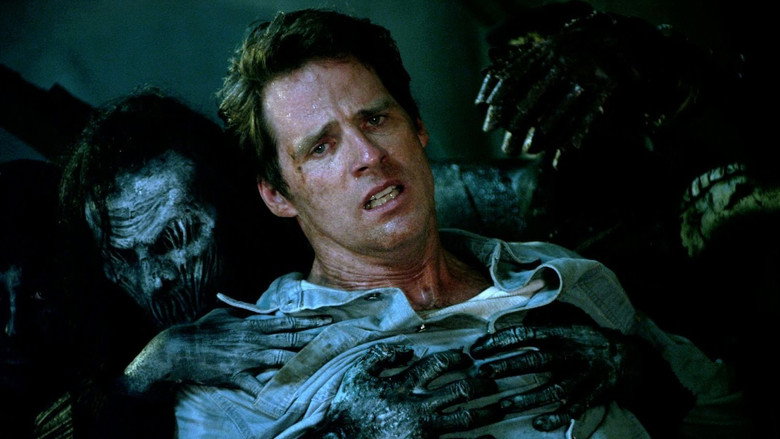 кадр из фильма Всё ещё мертвы