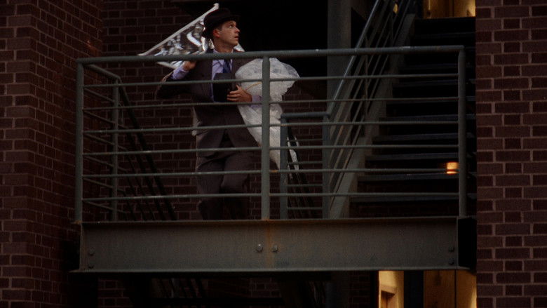 кадр из фильма The Roswell Report