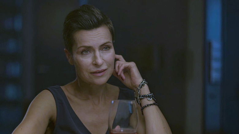 кадр из фильма Solid Gold