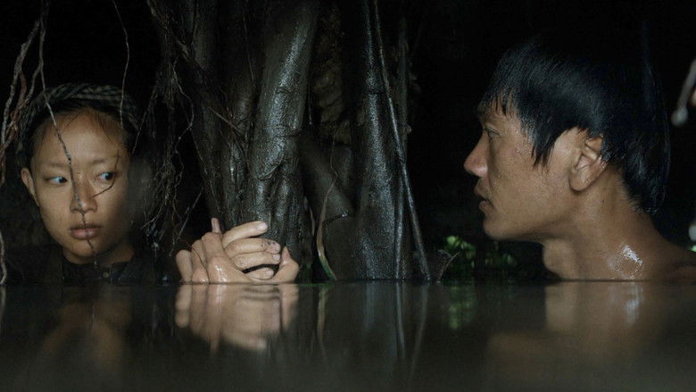 кадр из фильма Địa Đạo: Mặt Trời Trong Bóng Tối