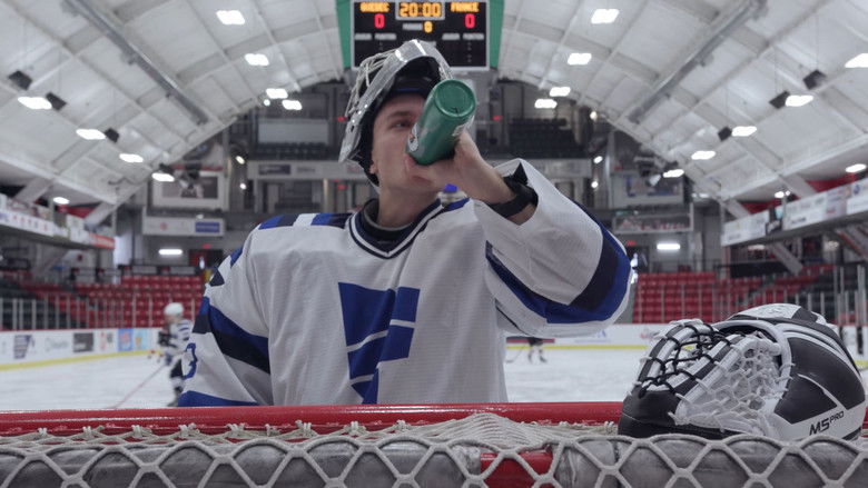 кадр из фильма Niaise pas avec la Puck