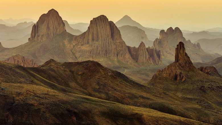 кадр из фильма Соль и камень