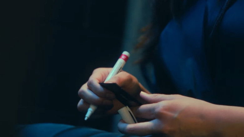 кадр из фильма Strangers: The Brief Encounters between Alka and Micah