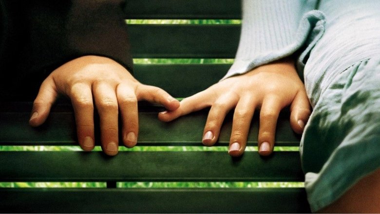 кадр из фильма Маленький Манхэттен