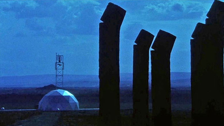 кадр из фильма Фаза 4