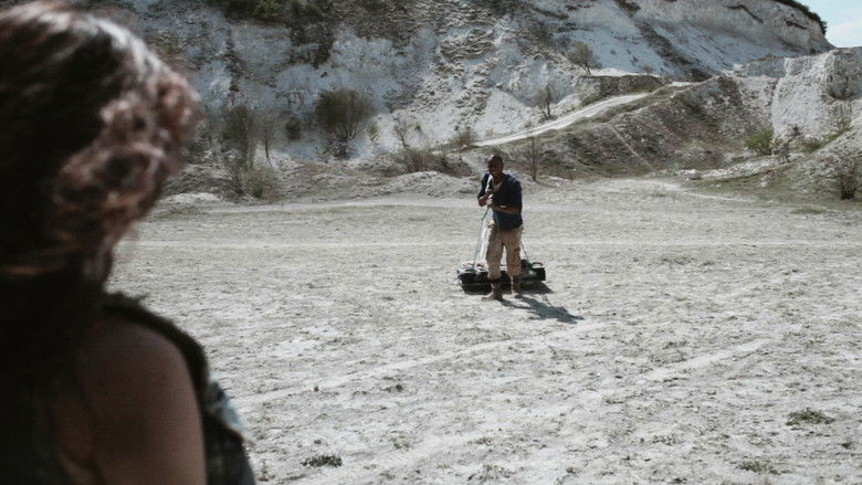 кадр из фильма Hold