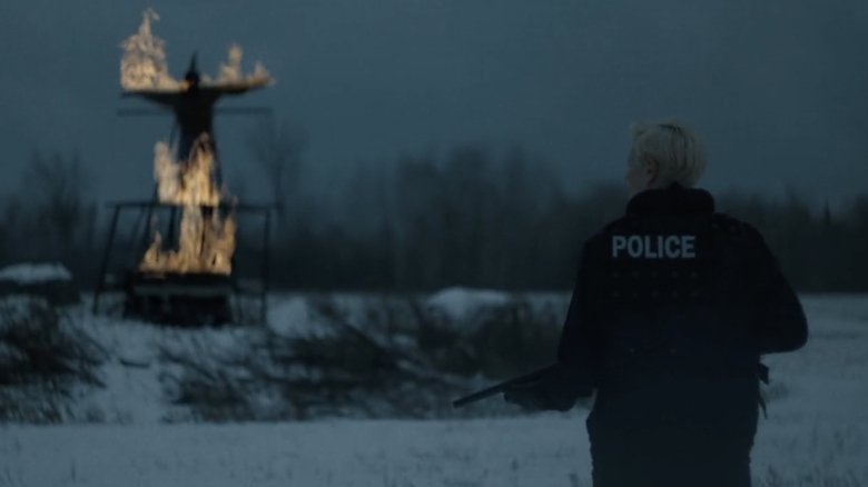 кадр из фильма Пепел  и пыль