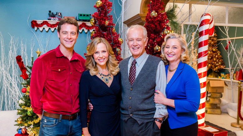 кадр из фильма Charming Christmas