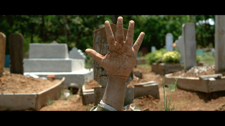 кадр из фильма Bangkit dari Kubur