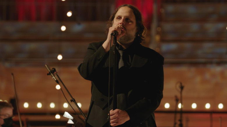 кадр из фильма Les Cowboys Fringants en concert avec l’Orchestre symphonique de Montréal