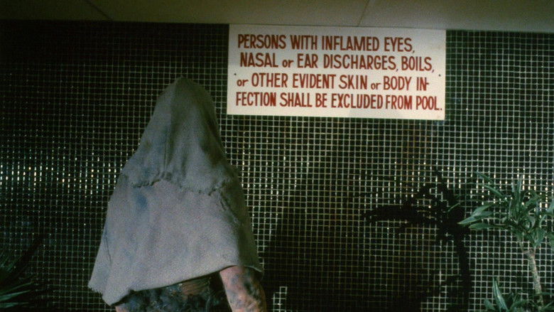 кадр из фильма Токсичный мститель