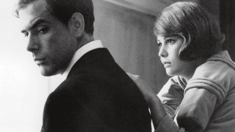 кадр из фильма Gli indifferenti