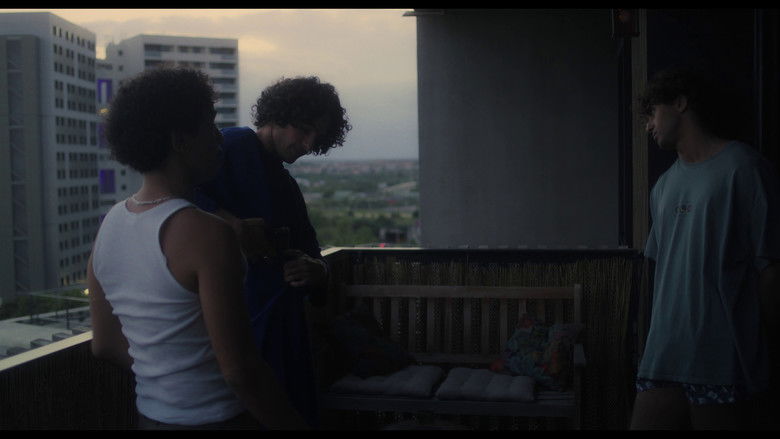 кадр из фильма Le verre de thé