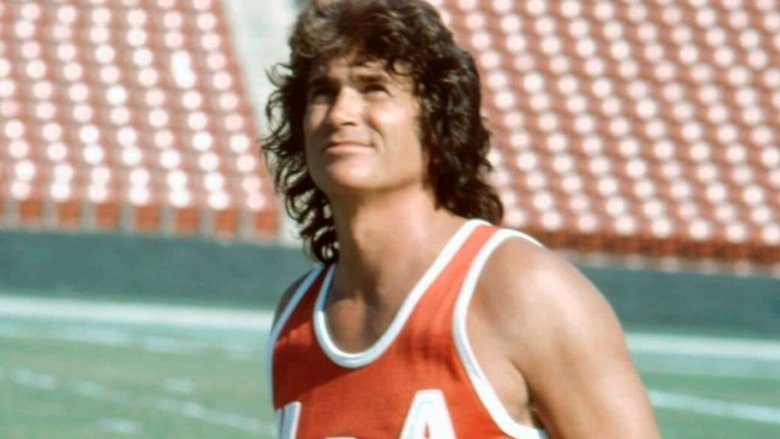 кадр из фильма The Loneliest Runner