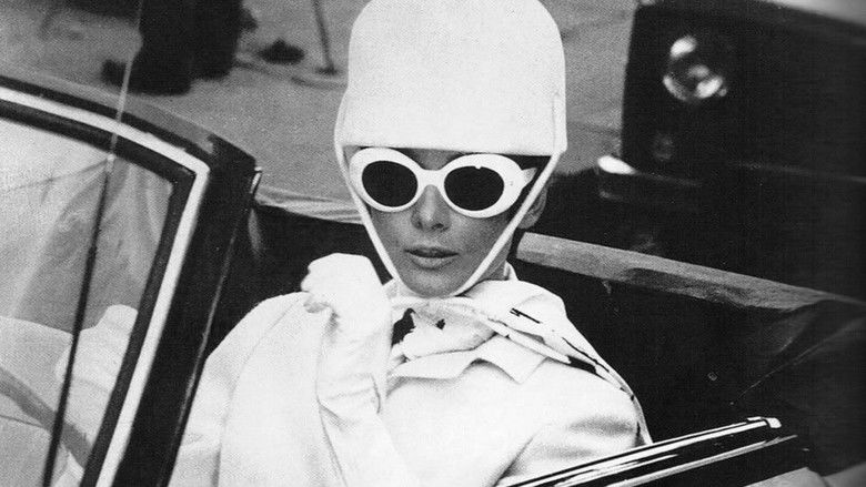 кадр из фильма Как украсть миллион