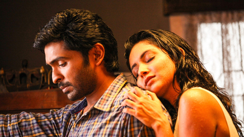 кадр из фильма அசுரகுரு