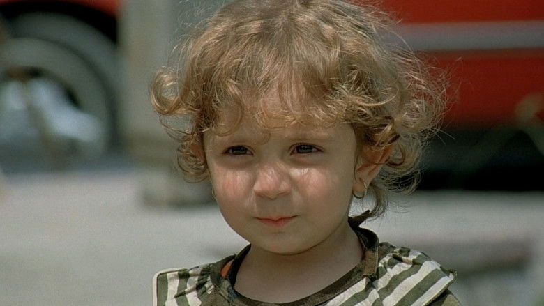 кадр из фильма История Элли