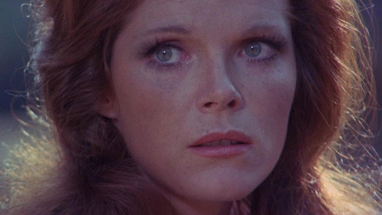 кадр из фильма L'etrusco uccide ancora