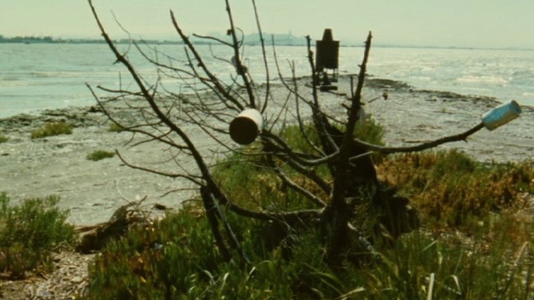 кадр из фильма Junkopia