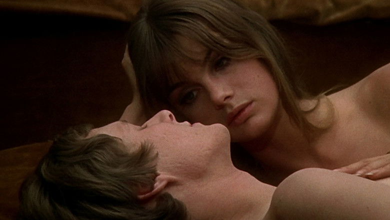 кадр из фильма Privilege