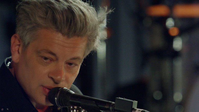 кадр из фильма Benjamin Biolay, retour à Sète