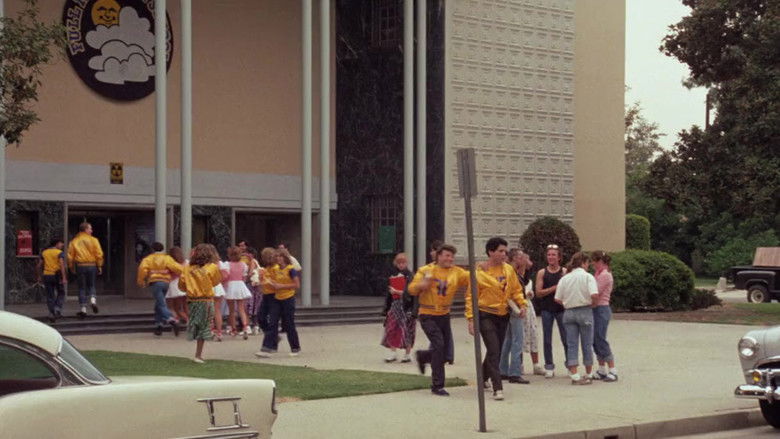 кадр из фильма Full Moon High