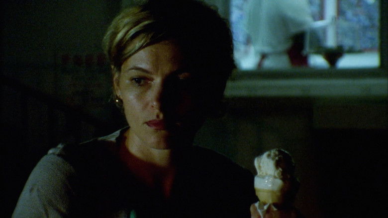 кадр из фильма Когда мы жили в Майами