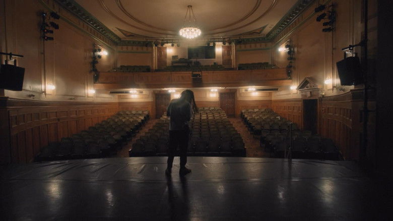 кадр из фильма 100 High Street